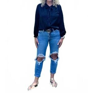 NEW STYLIVE finishing touches top in black